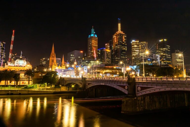 10 Reasons why you should move to Melbourne!
